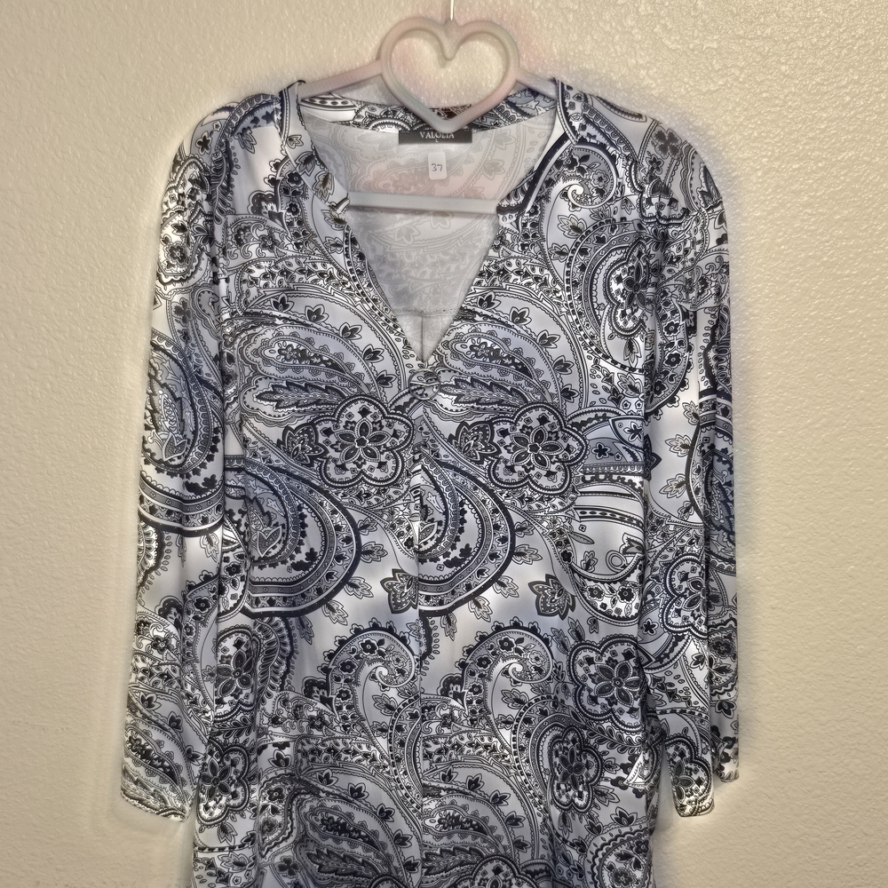 Paisley Print V-Neck Top